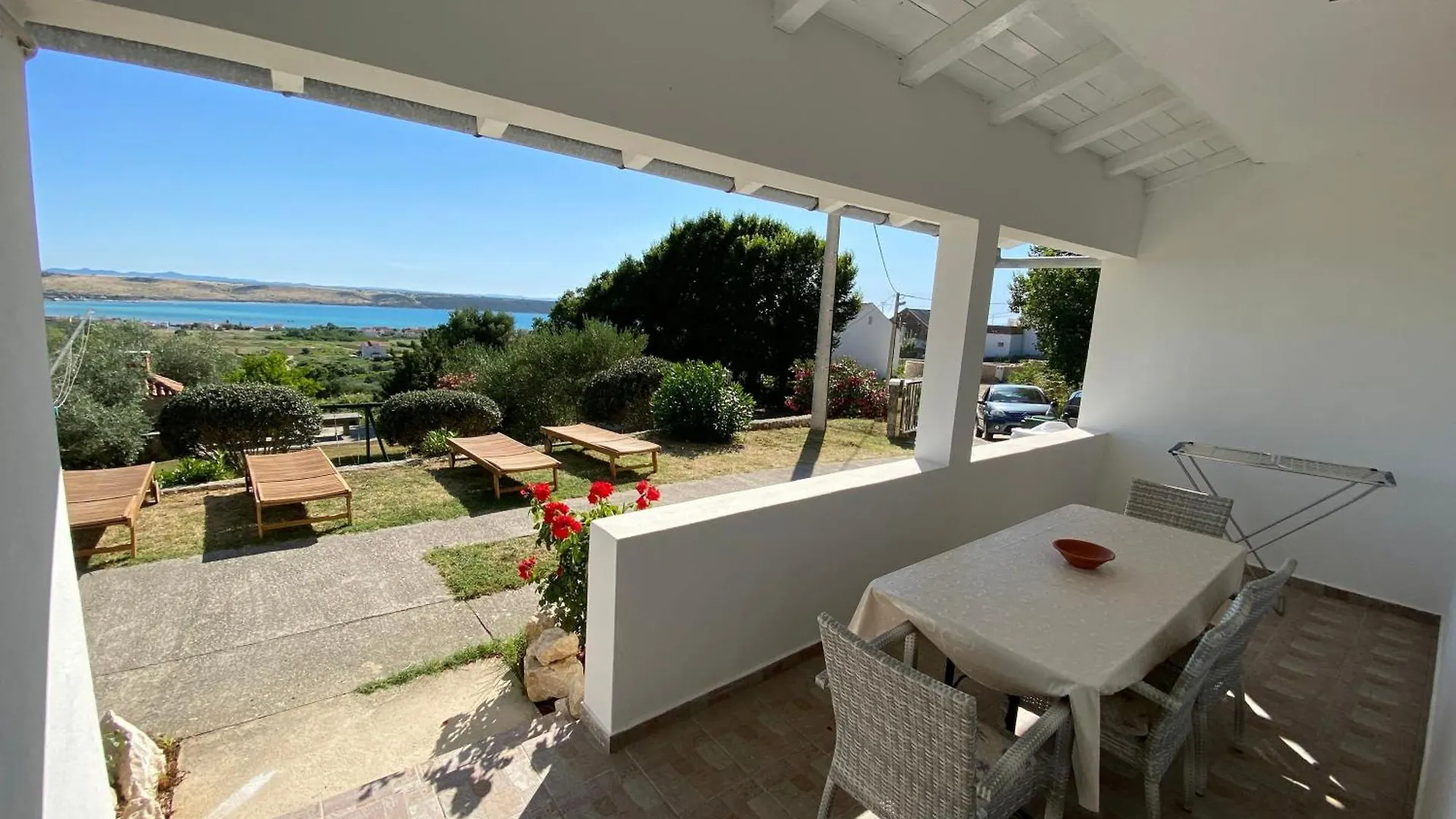 Wohnung Fuer 5 Personen Mit Pool Razanac